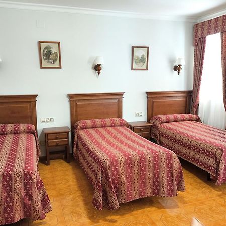 Hostal Bellido Montilla Buitenkant foto