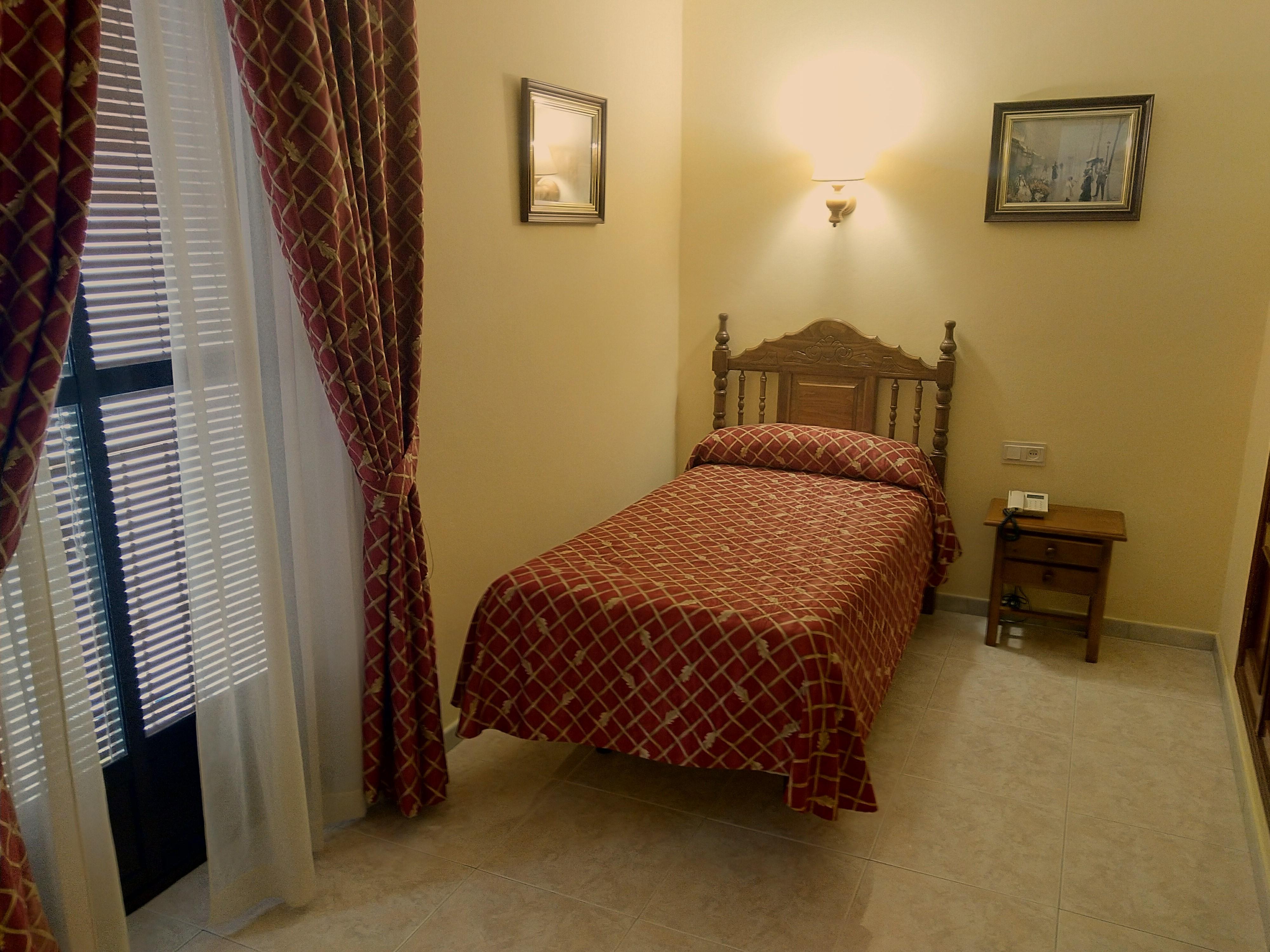 Hostal Bellido Montilla Buitenkant foto