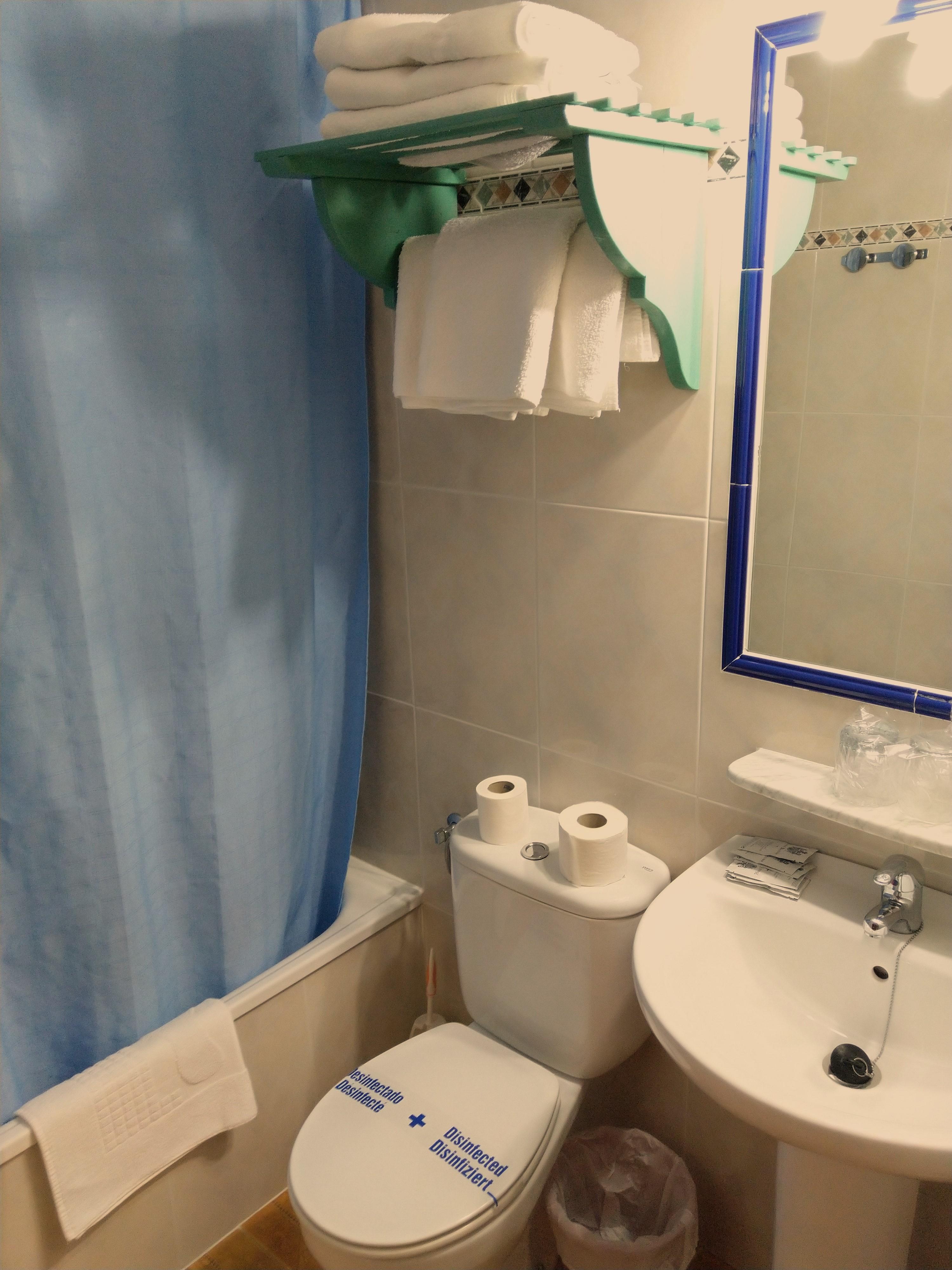 Hostal Bellido Montilla Buitenkant foto