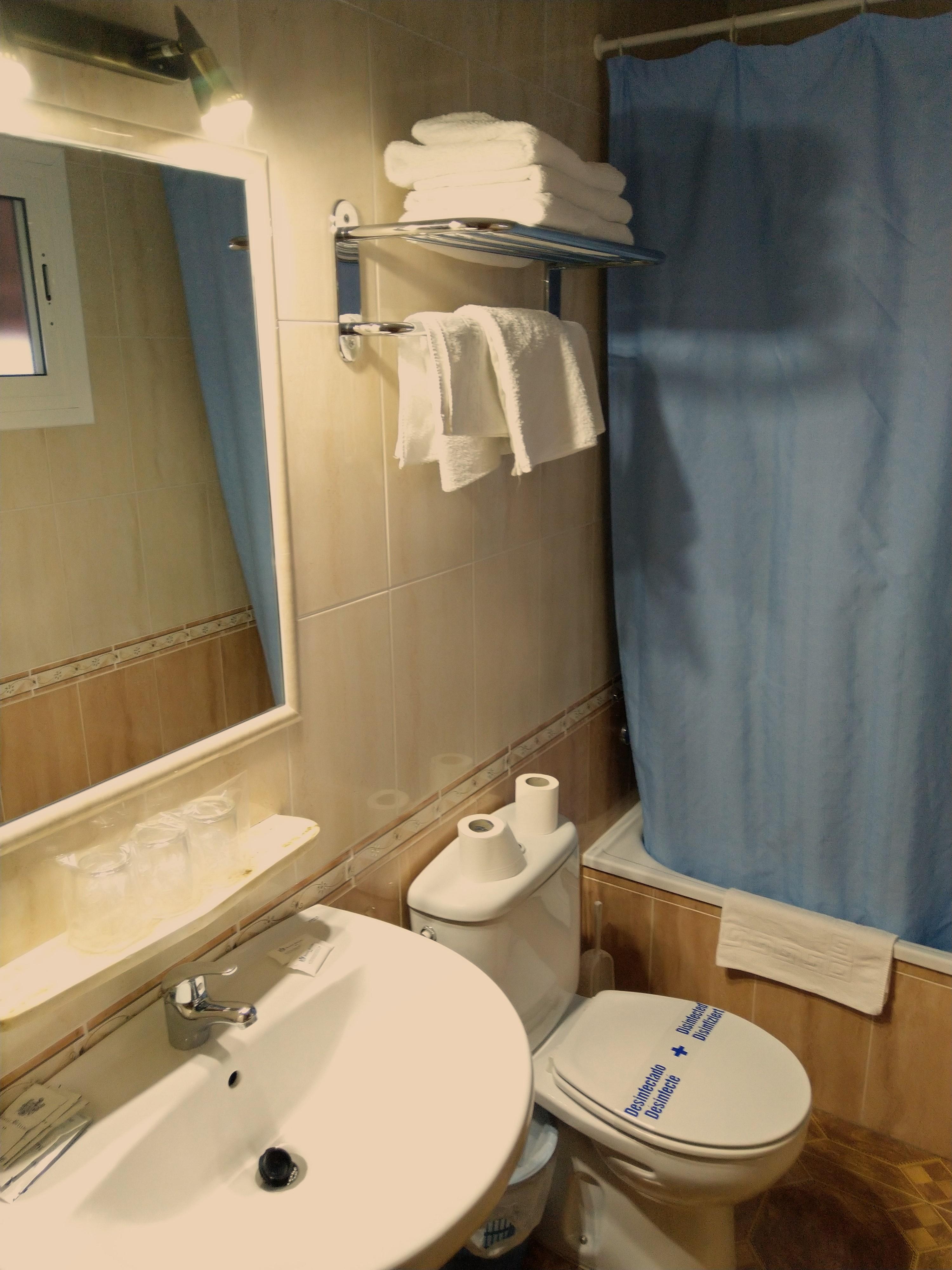 Hostal Bellido Montilla Buitenkant foto