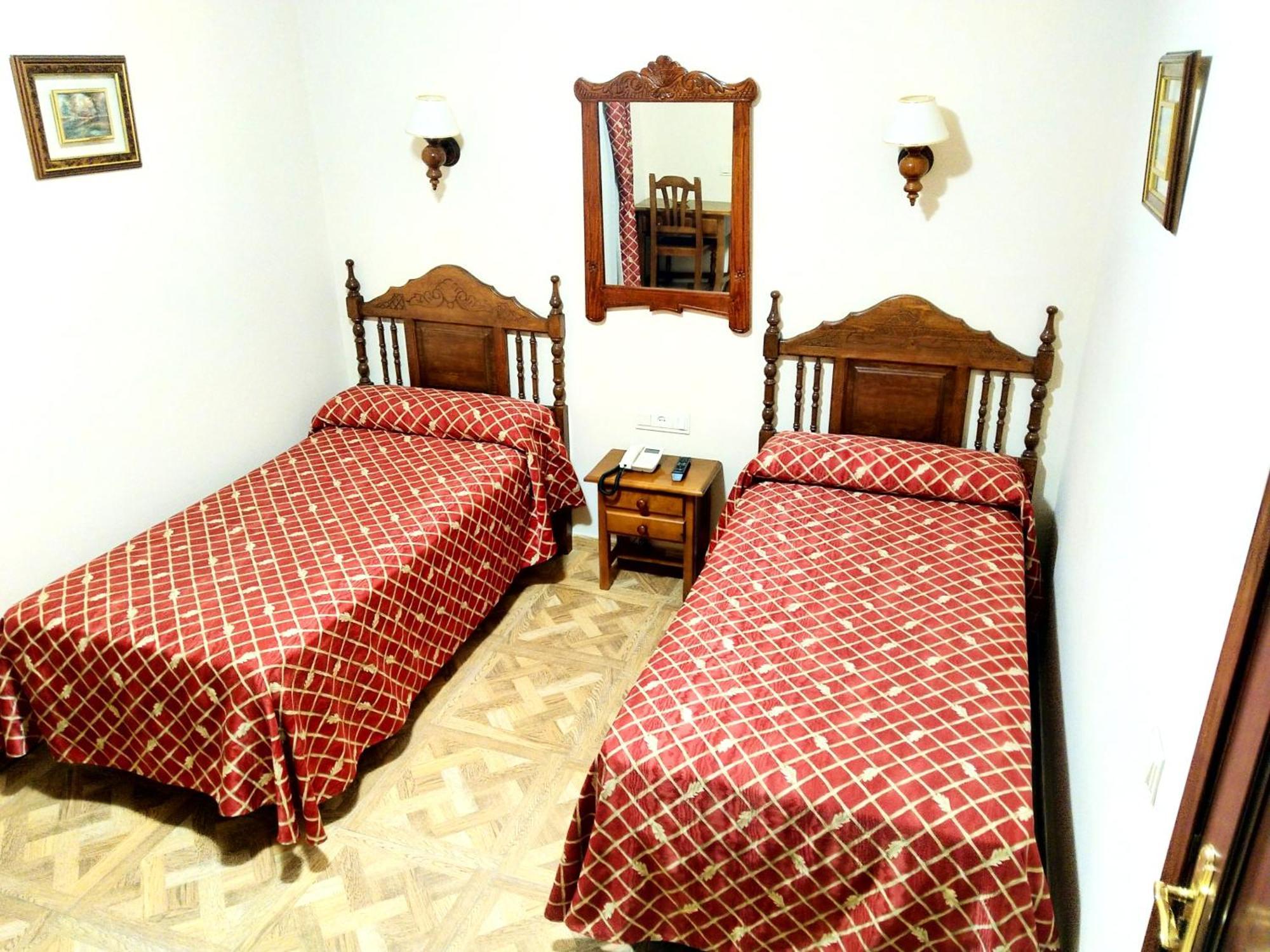 Hostal Bellido Montilla Buitenkant foto