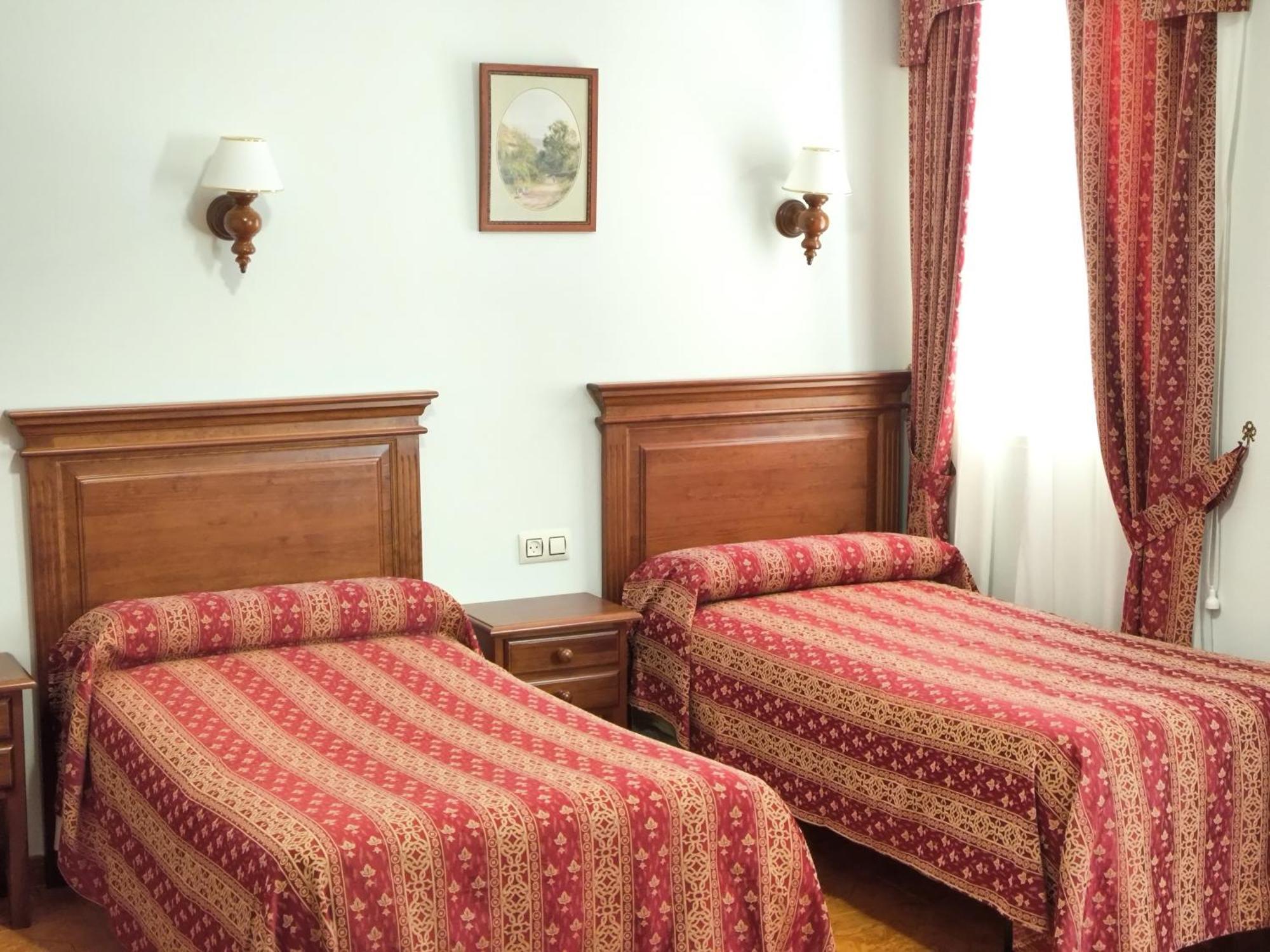 Hostal Bellido Montilla Buitenkant foto